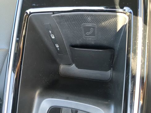 Certified 2023 Volkswagen ID.4 Pro S AWD/4WD image 27