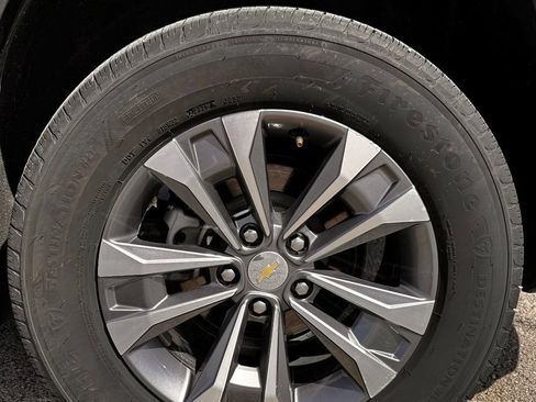 Used 2026 Chevrolet Equinox LT w/ Convenience Package II FWD image 15