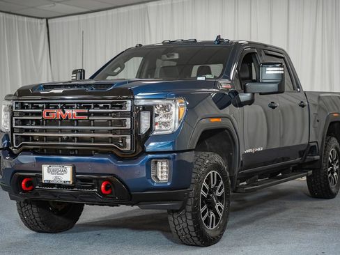 Used 2022 GMC Sierra 3500 AT4 w/ AT4 Preferred Package image 3