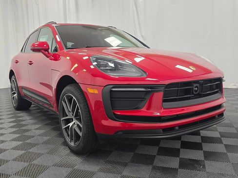 New 2026 Porsche Macan image 9