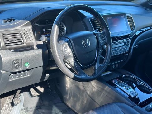 Used 2023 Honda Ridgeline Black Edition image 12