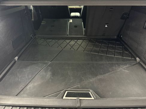 Certified 2024 BMW iX xDrive50 w/ Premium Package image 33