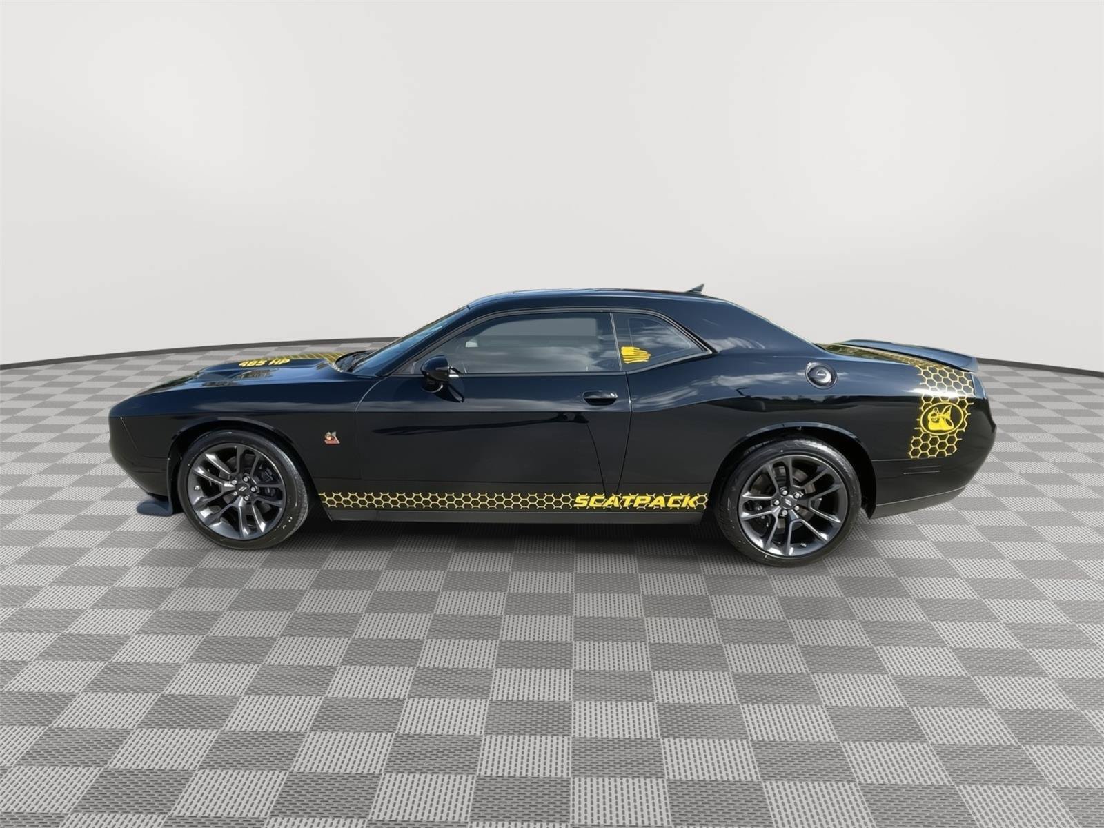 Used 2021 Dodge Challenger R/T Scat Pack w/ Plus Package RWD image 10