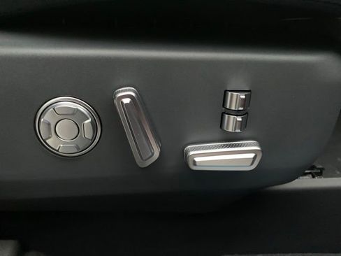 New 2026 Lincoln Nautilus Reserve image 17