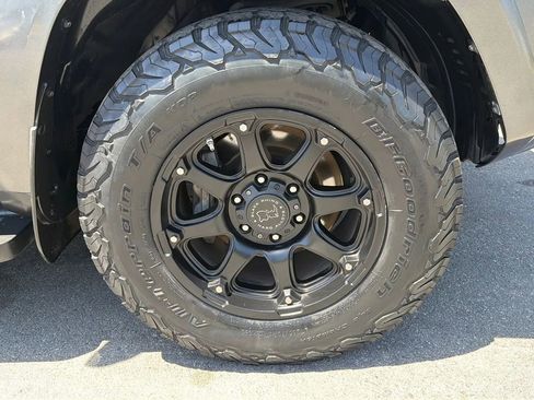 Used 2015 Toyota 4Runner SR5 Premium RWD image 15