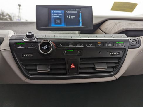 Used 2021 BMW i3 image 22