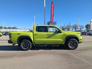New 2026 Nissan Frontier PRO-4X w/ Pro Premium Package AWD/4WD video 2