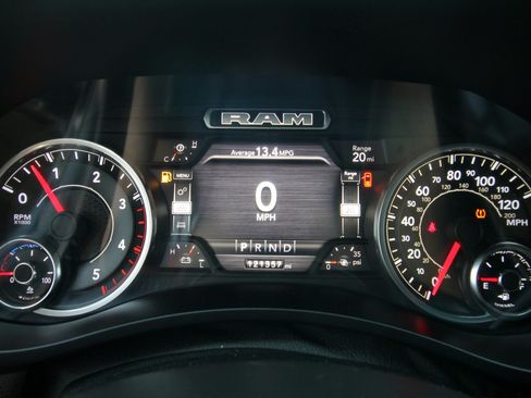 Used 2022 RAM 2500 Laramie AWD/4WD image 27