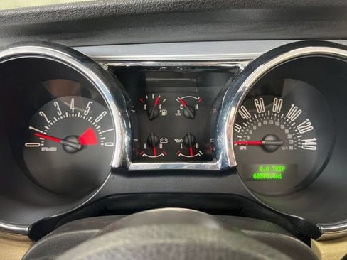 Used 2009 Ford Mustang GT Premium RWD image 41