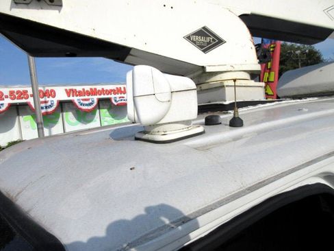 Used 2011 Ford E-350 and Econoline 350 Super Duty w/ PWR Group image 27