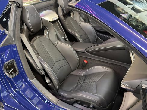 Used 2025 Chevrolet Corvette Z06 RWD image 20