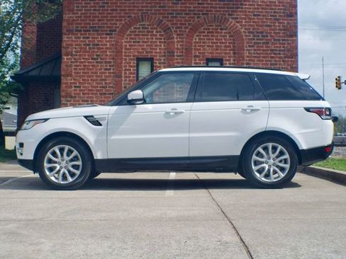 Used 2017 Land Rover Range Rover Sport HSE image 8