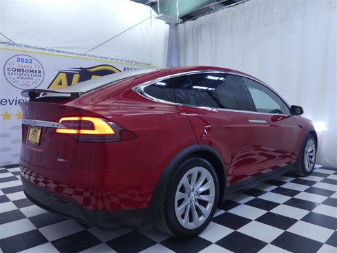 Used 2017 Tesla Model X 100D AWD/4WD image 7
