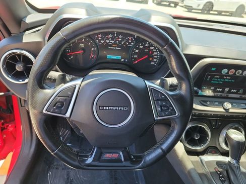 Used 2018 Chevrolet Camaro SS RWD image 18