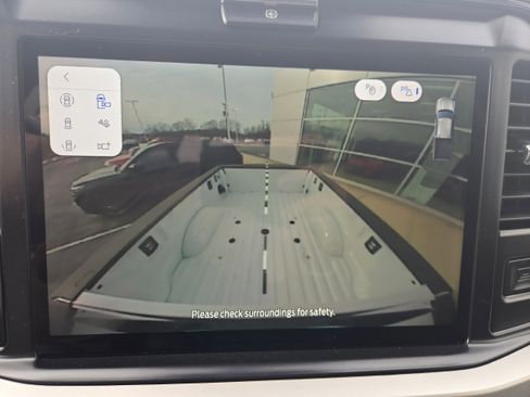 New 2026 Ford F250 XLT w/ XLT Premium Package image 22