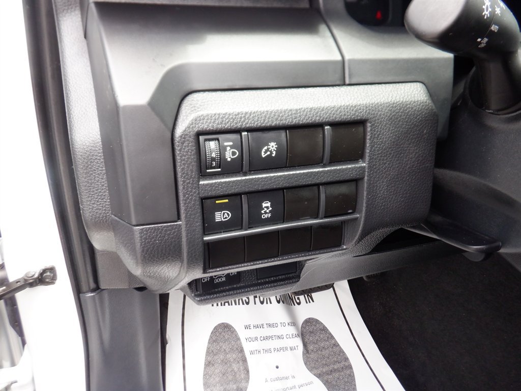 Used 2024 Toyota Tacoma SR RWD image 10