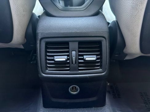 Used 2018 BMW X1 sDrive28i FWD image 13
