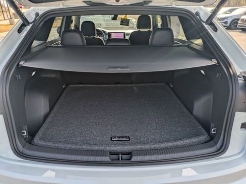 New 2026 Volkswagen Atlas Cross Sport SEL R-Line image 13