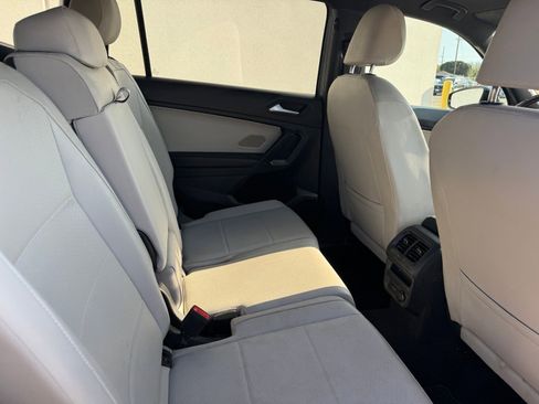 Used 2021 Volkswagen Tiguan SE R-Line image 7