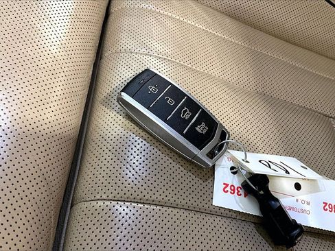 Used 2018 Genesis G80 5.0 Ultimate image 19