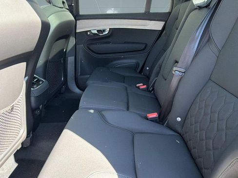 New 2026 Volvo XC90 B5 Plus AWD/4WD image 22