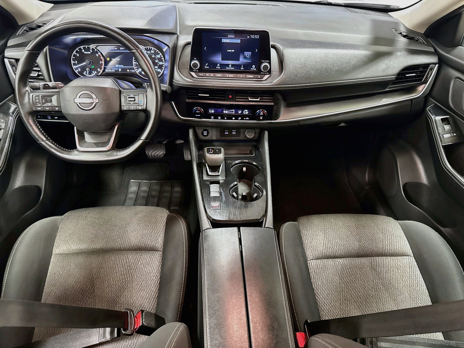 Used 2025 Nissan Rogue SV FWD image 20