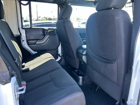 Used 2016 Jeep Wrangler Unlimited Sport w/ Quick Order Package 24S AWD/4WD image 15