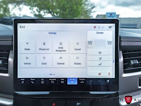 Used 2023 Ford Expedition XLT AWD/4WD image 34