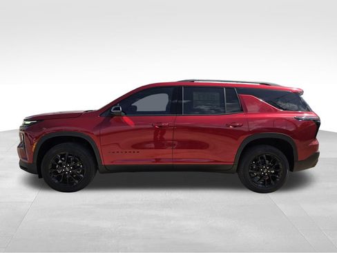 New 2026 Chevrolet Traverse LT w/ Midnight/Sport Edition FWD image 4