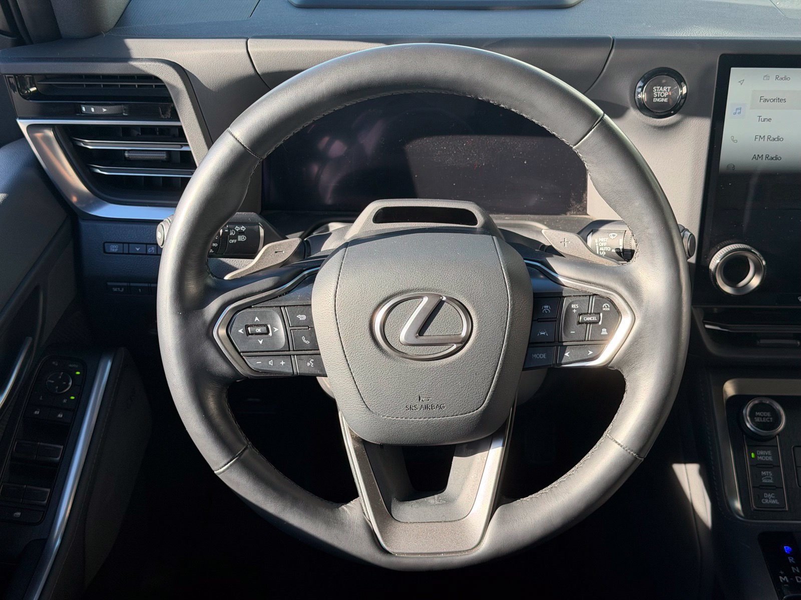 Used 2024 Lexus GX 550 AWD/4WD image 8