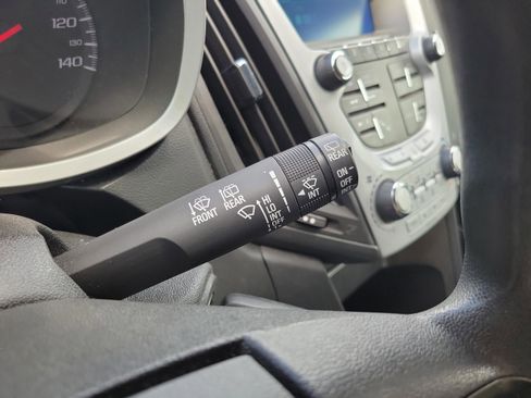 Used 2015 Chevrolet Equinox LS FWD image 22