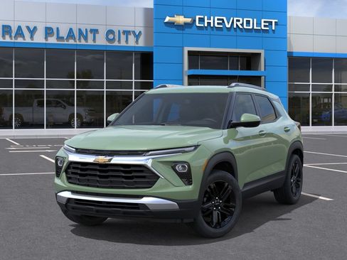 New 2026 Chevrolet TrailBlazer LT w/ Convenience Package FWD image 6