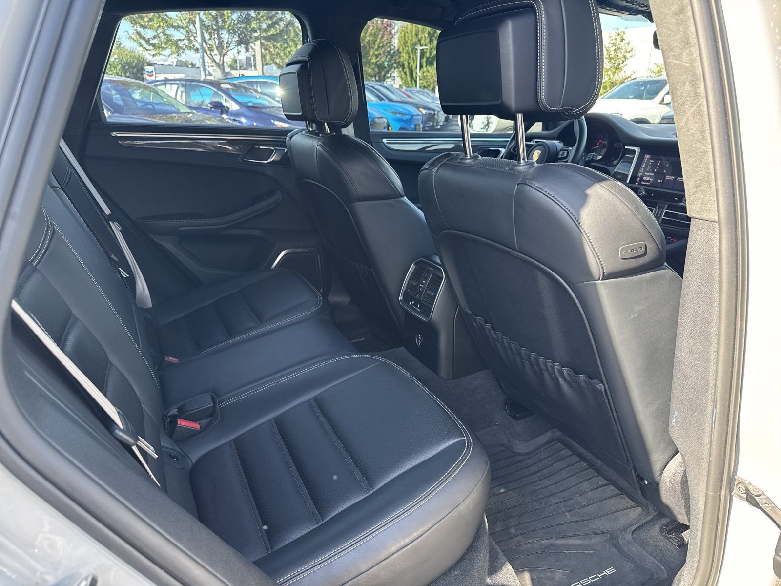 Used 2023 Porsche Macan GTS AWD/4WD image 14