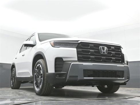 New 2026 Honda Pilot Touring image 45