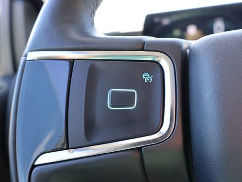 Certified 2025 Ford Expedition Max Platinum image 29