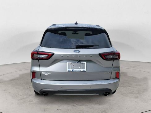 Used 2024 Ford Escape ST-Line w/ Tech Pack #1 AWD/4WD image 9