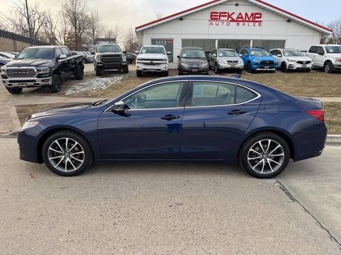 Used 2017 Acura TLX V6 SH-AWD w/ Technology Pkg image 2