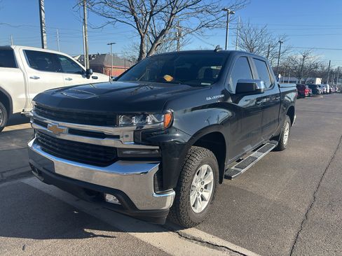 Used 2021 Chevrolet Silverado 1500 LT image 3