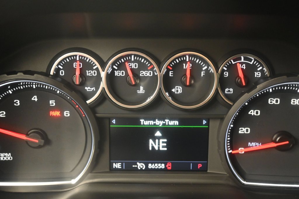 Used 2021 Chevrolet Tahoe LS RWD image 13