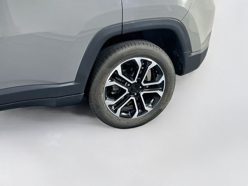 Used 2023 Jeep Compass Limited AWD/4WD image 28