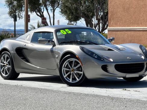 Used 2005 Lotus Elise RWD image 2