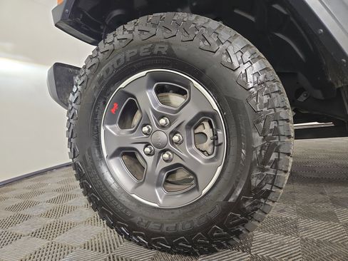 Certified 2020 Jeep Gladiator Rubicon image 35