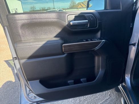 Used 2019 Chevrolet Silverado 1500 LT w/ Texas Edition image 12