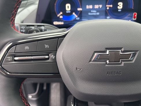 New 2026 Chevrolet Equinox EV RS image 18