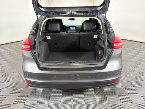 Used 2018 Ford Focus Titanium FWD image 24