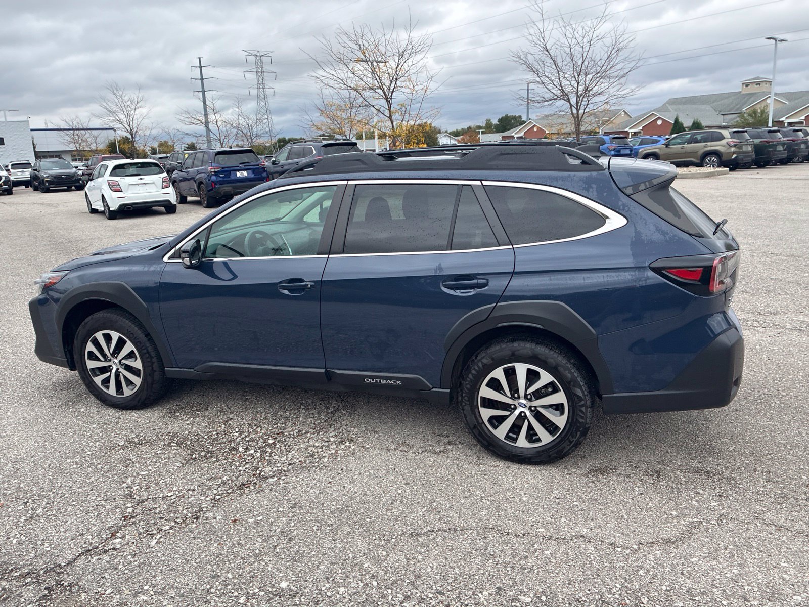 Certified 2025 Subaru Outback Premium AWD/4WD image 33