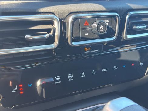 New 2026 Nissan Sentra SR w/ SR Premium Package image 28