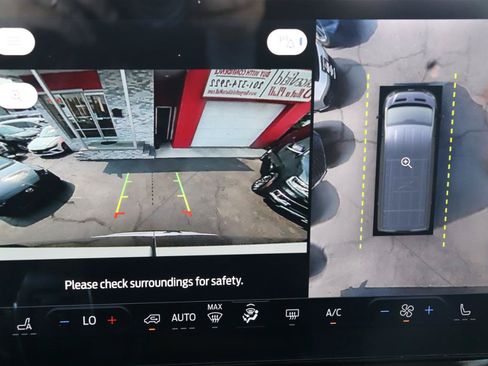 Used 2026 Ford Transit 350 XLT RWD image 29