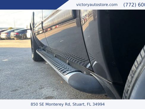 Used 2010 Chevrolet Avalanche LT w/ Suspension Package, Off-Road image 17