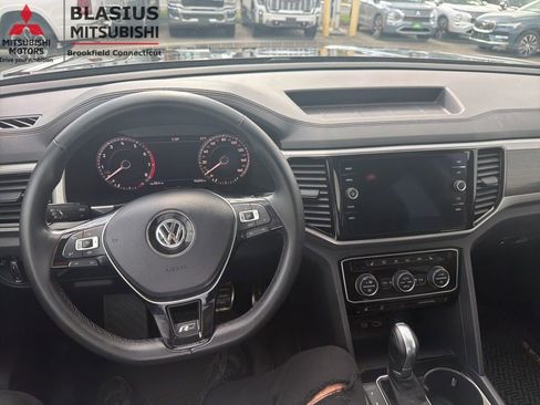 Used 2019 Volkswagen Atlas SEL R-Line AWD/4WD image 31